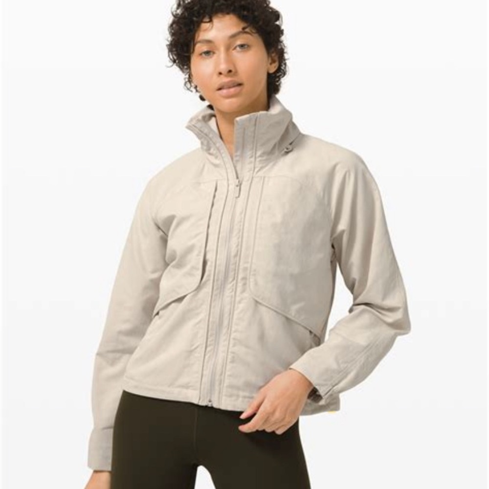 NWT Lululemon Always Effortless Jacket size 8